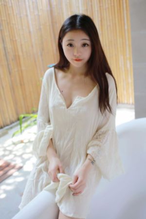 欧美裸色长尖美甲图片_BD在线观看视频