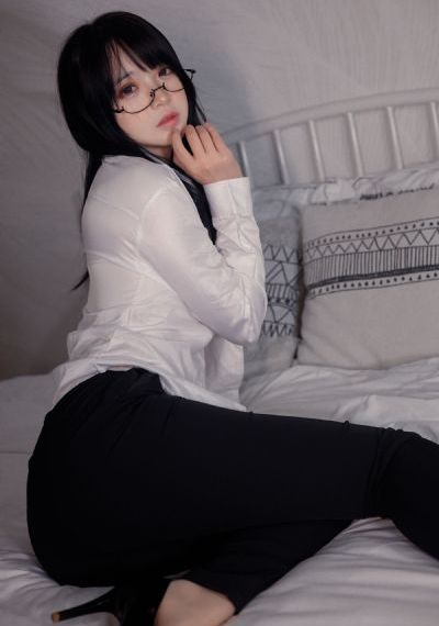 欧美美臀论坛_剧情片迅雷电影在线