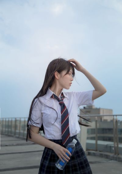 欧美皮裤美女图片_国产剧超清在线观看