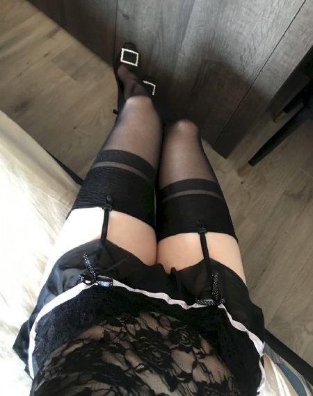 女主被4个师兄们np_720高清视频播放
