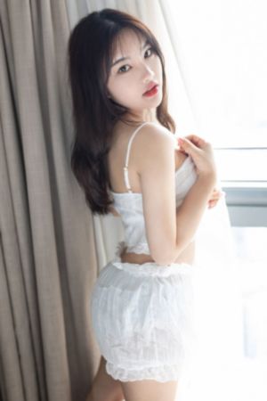日本美女拍拍_超清日韩免费观看