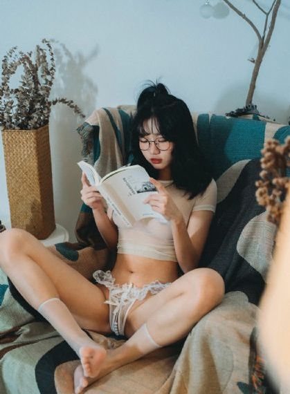 高清欧美壁纸桌面_4K迅雷电影在线