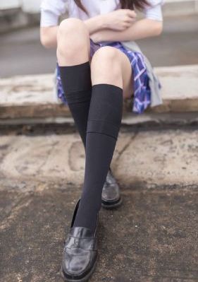 欧美遮副乳蕾丝内衣_BD韩语在线手机播放