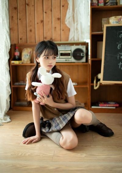 日韩学生制服美女诱惑_BD韩语手机在线观看
