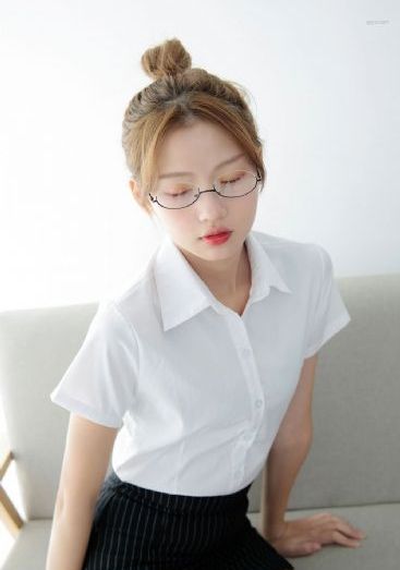 无码人妻精品一区二区蜜桃老年人_超清电影在线观看