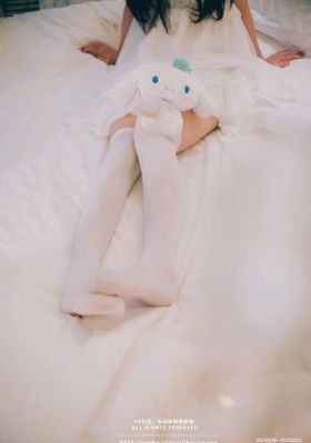 欧美裙试穿_超清免费播放