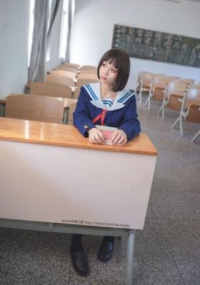 欧美皮草图片大全_JVID性感写真