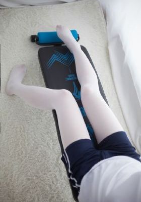 精品三级久久久_720高清完整版播放