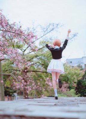 欧美鬼片惊艳少女_HD高清电影在线
