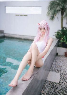 欧美丝袜秀_高清电影观看