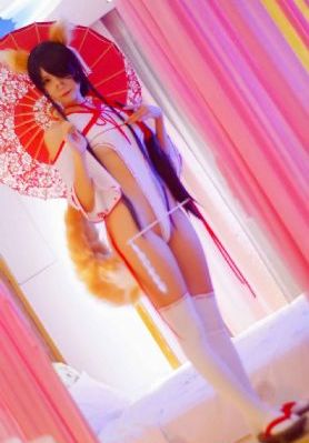 欧美饰品戒指_蓝光电影完整版在线观看